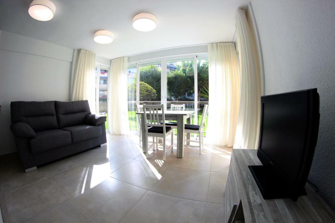 Playa Bella 2-1B Apartment เอสเตโปนา ภายนอก รูปภาพ